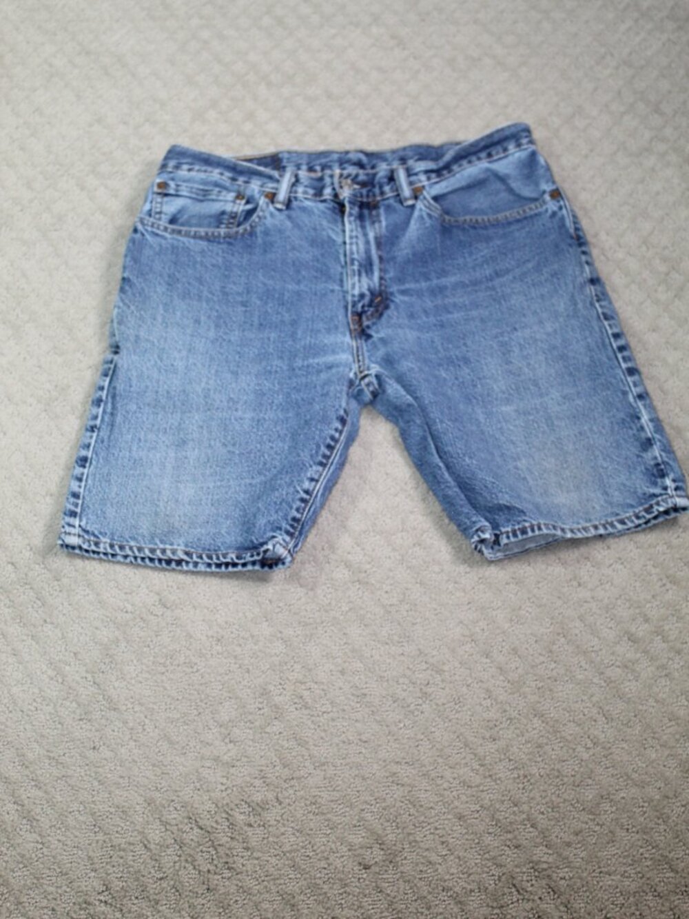 Levi's 505 Men's Size 34x9 (Actual 32x9) Zipper Fly 100% Cotton Blue Jean Shorts